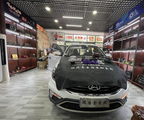 改裝案例|歐尚A800改裝升級(jí)法國(guó)路翼音響系統(tǒng)